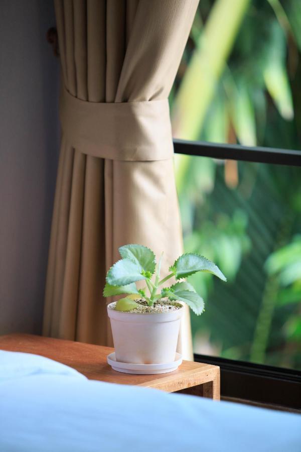 In My Place Cafotel Khlong Thom Dış mekan fotoğraf